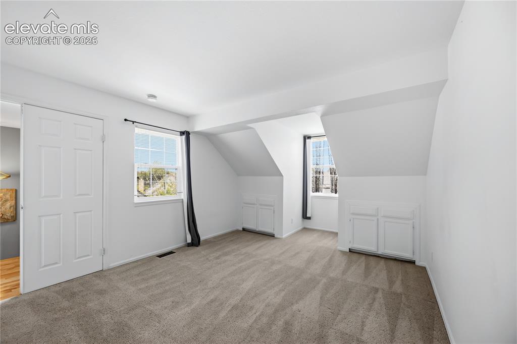 Image 13 of 23: Bonus Room