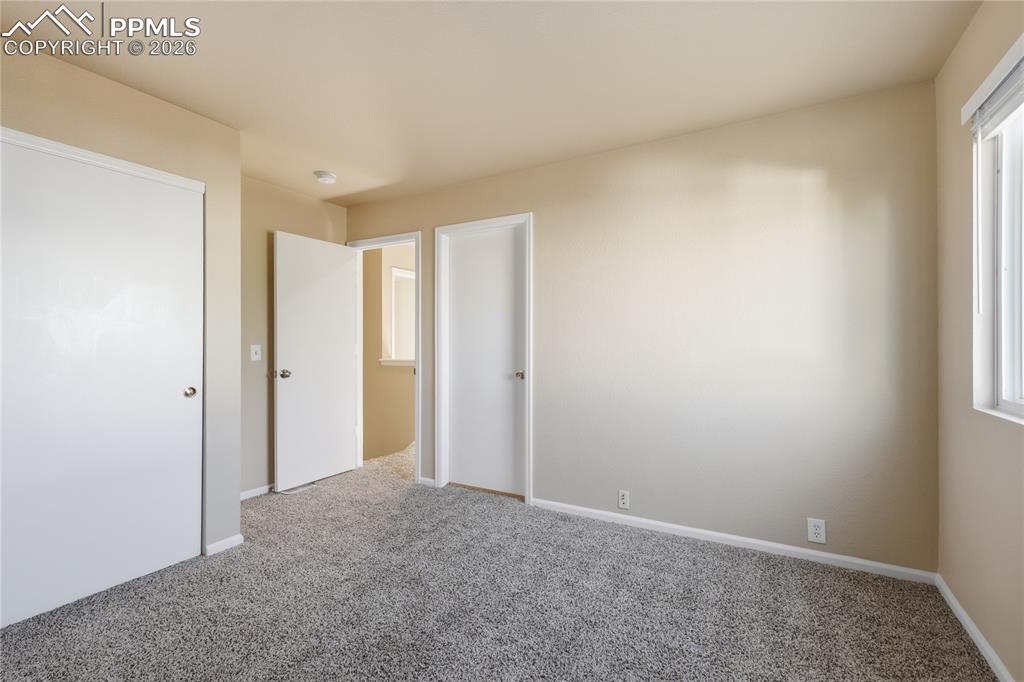 Image 20 of 27: Bedroom