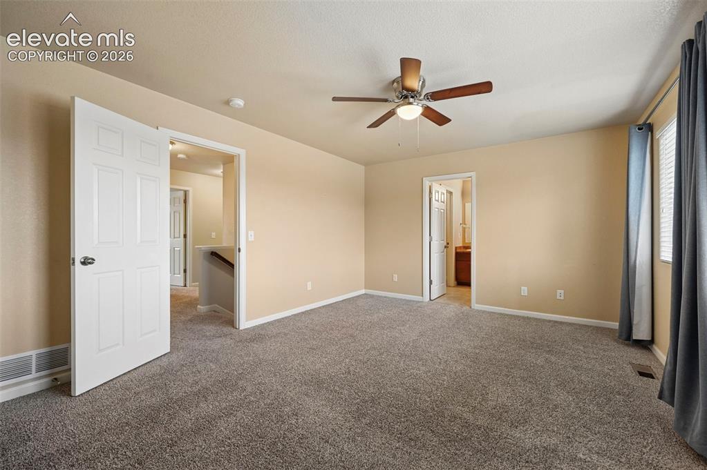 Image 16 of 39: Bedroom