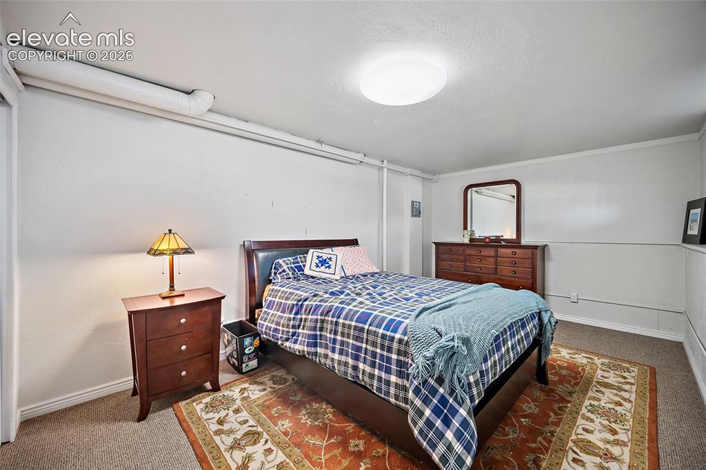 Image 36 of 48: Large Level Bedroom.