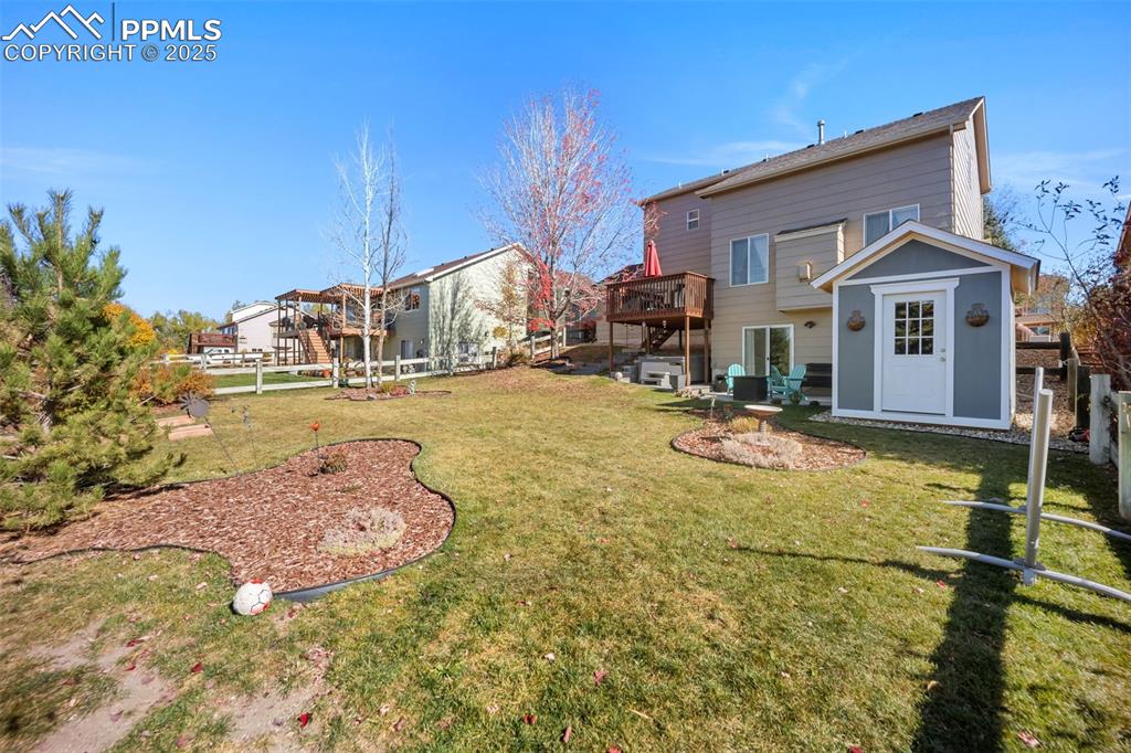 Image 41 of 49: Back of Structure