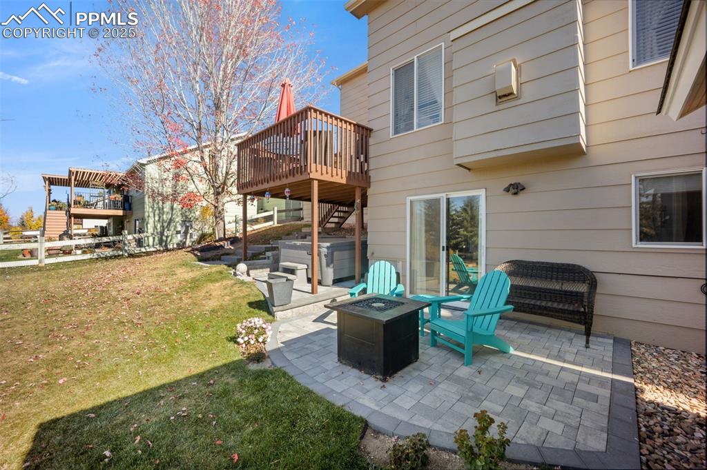 Image 43 of 49: Patio