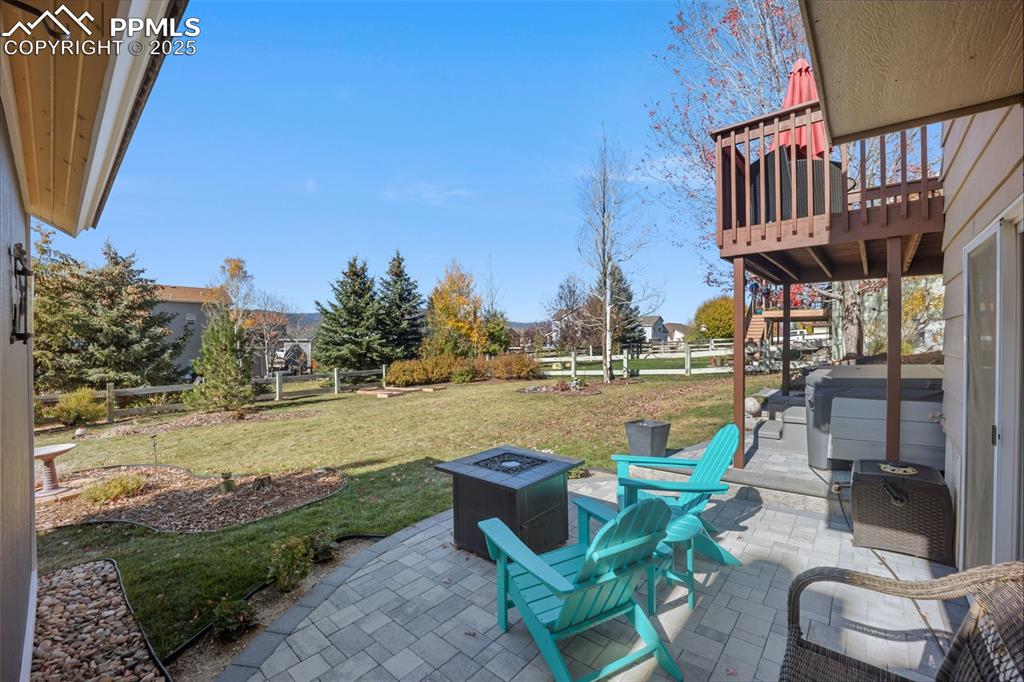 Image 45 of 49: Patio