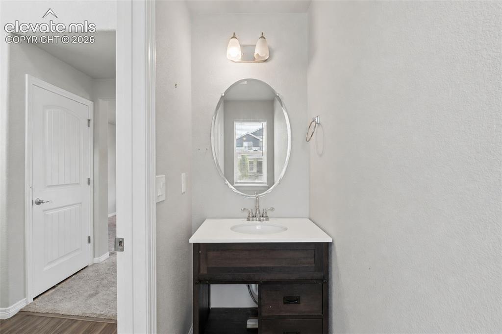 Image 12 of 16: Bathroom