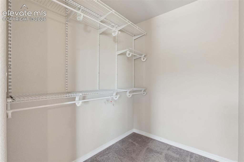 Image 15 of 16: Closet