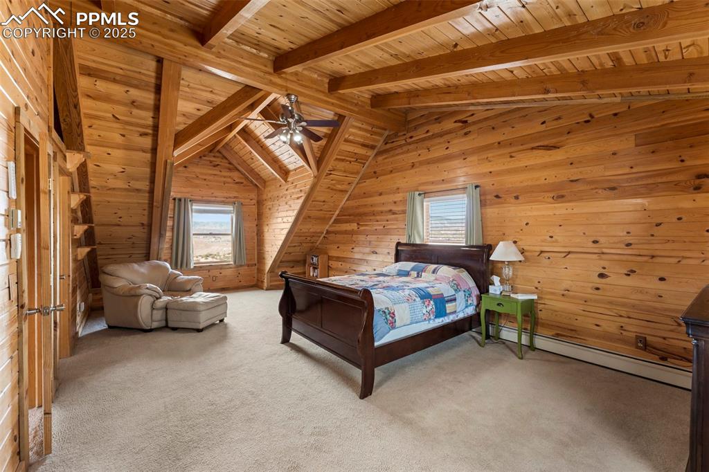 Image 17 of 37: Master Bedroom
