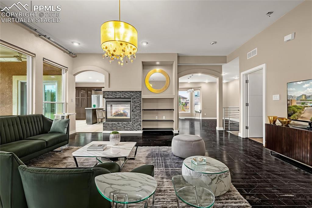 Image 10 of 50: virtually staged