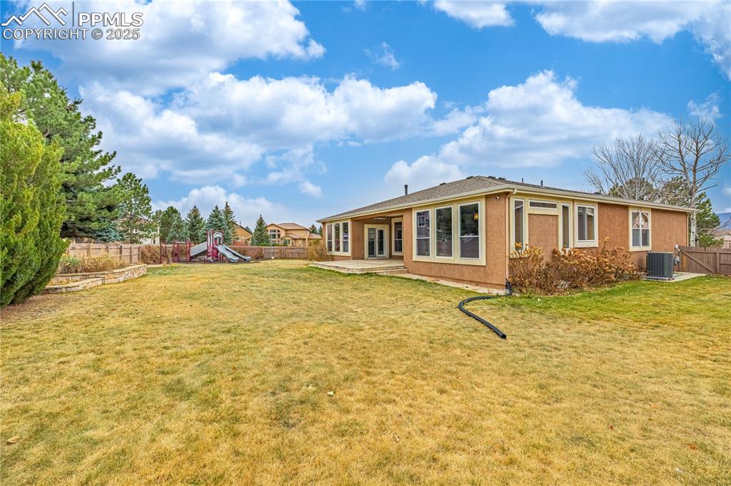 Image 45 of 50: Back of Structure