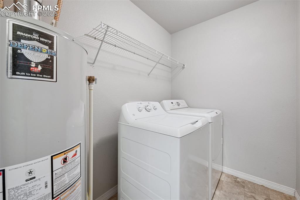 Image 19 of 24: Laundry