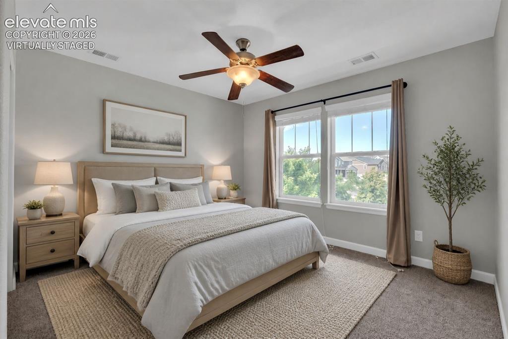 Image 31 of 49: Virtually staged. Secondary bedroom. 