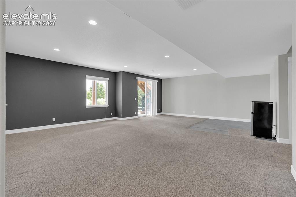 Image 34 of 49: Family Room