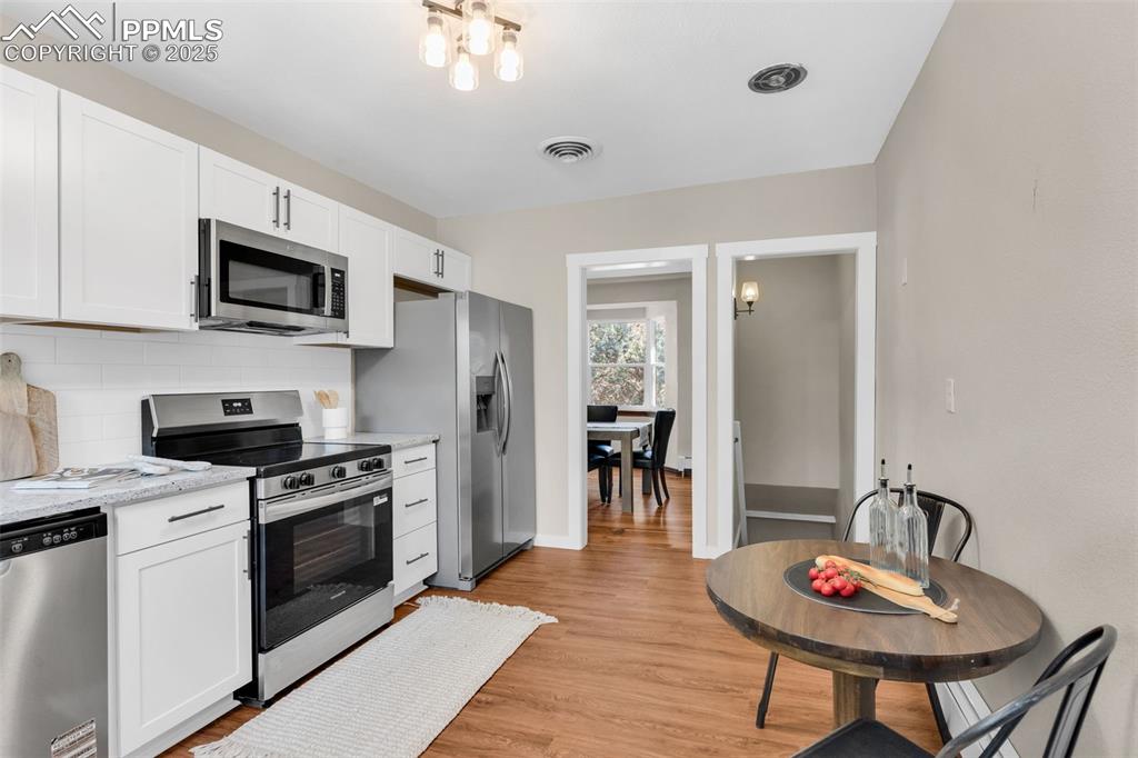 Image 10 of 36: Kitchen