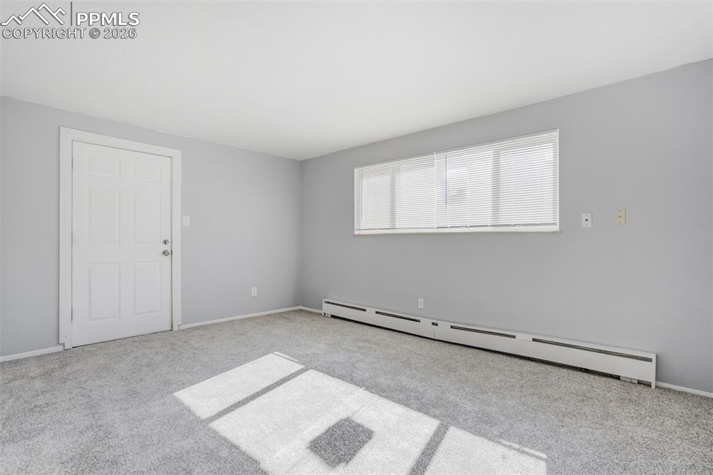 Image 10 of 42: Bed 1 Unit 2