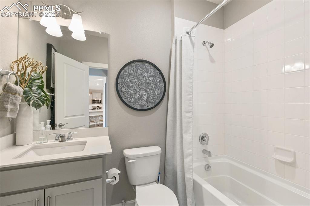 Listing 9556206, Image 15 of 27