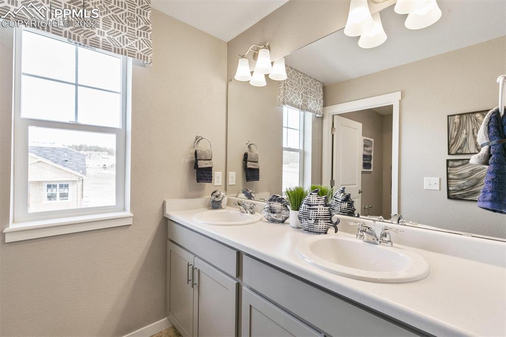 Listing 9556206, Image 23 of 27