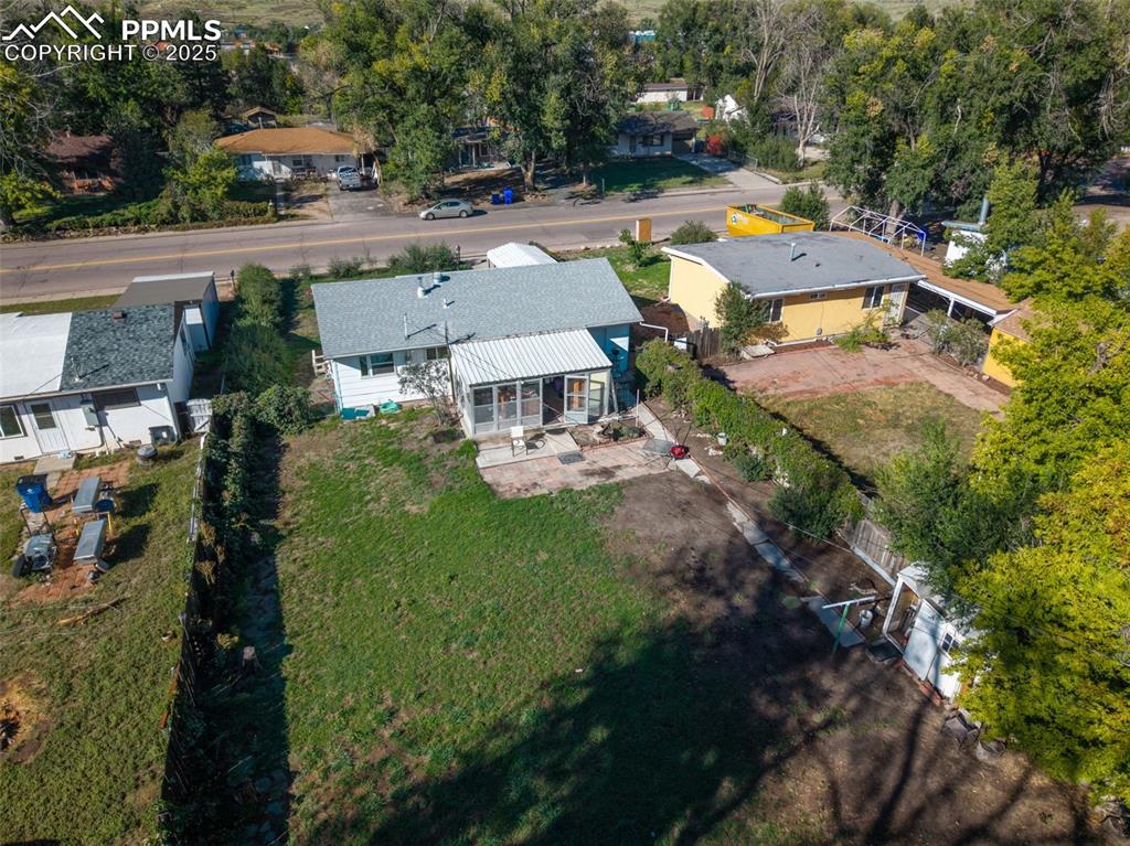 Image 10 of 11: Aerial of Back Yard