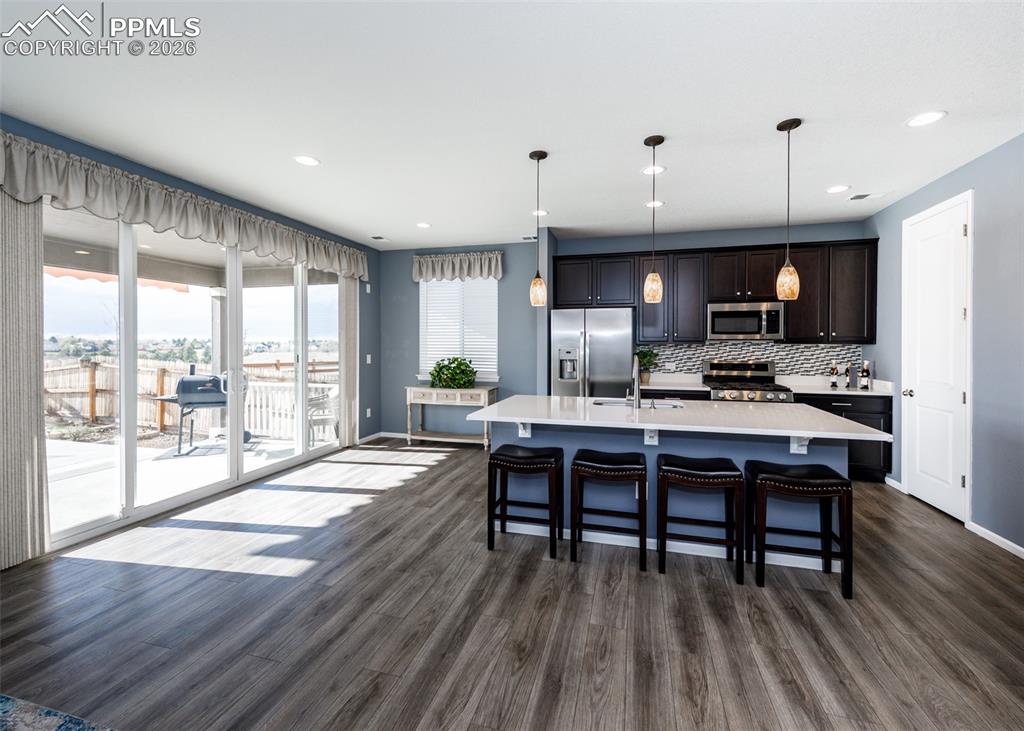 Image 13 of 48: Kitchen