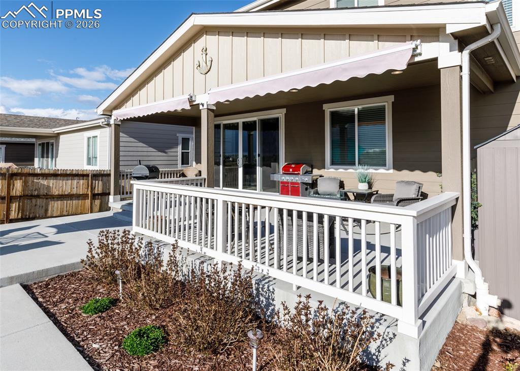 Image 35 of 48: Back of Structure