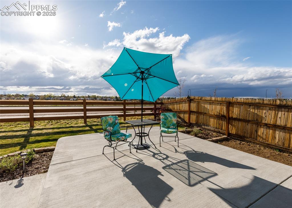 Image 40 of 48: Patio