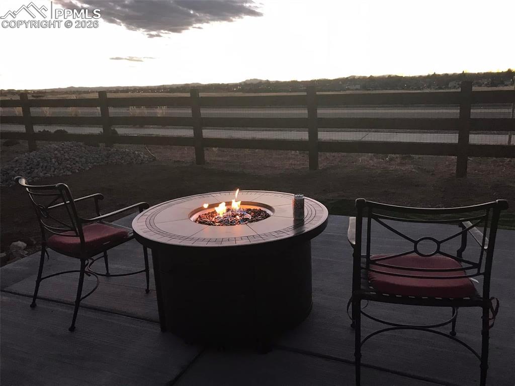 Image 44 of 48: Patio