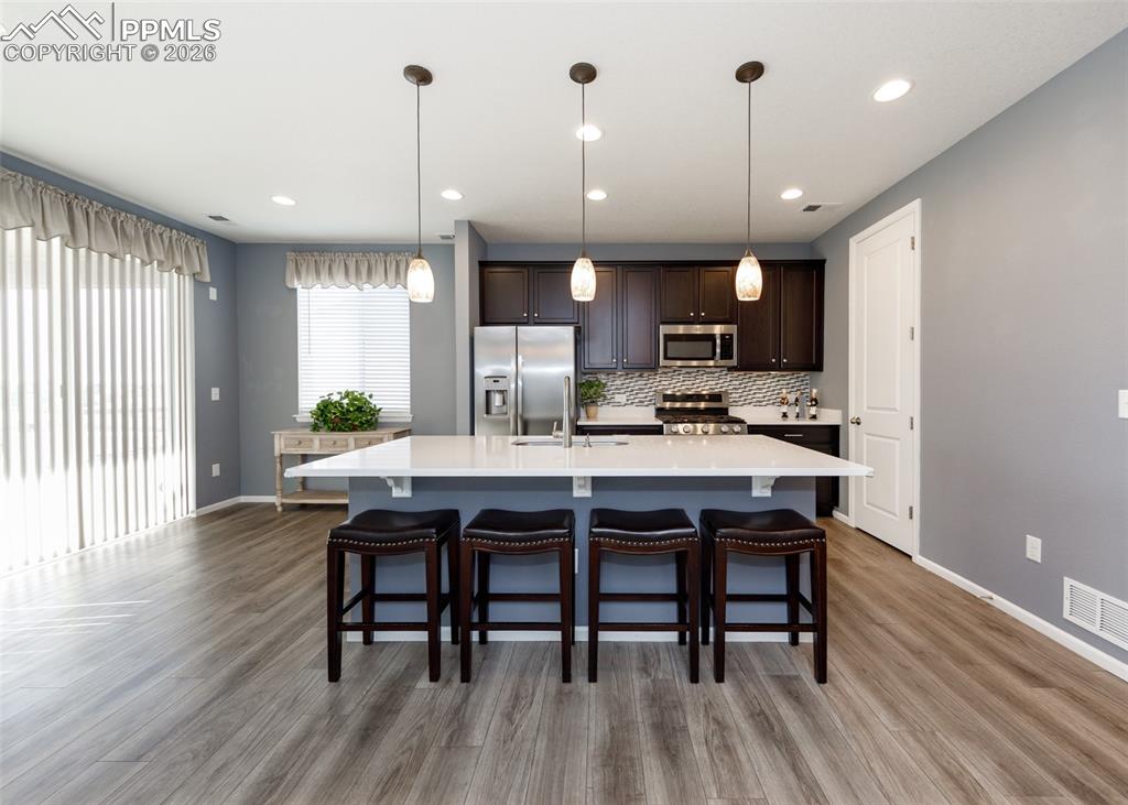 Image 7 of 48: Kitchen