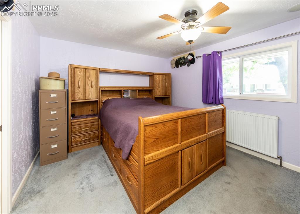 Image 12 of 29: Bedroom