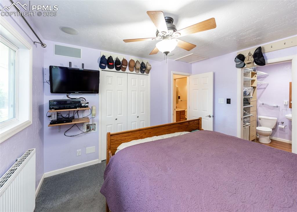 Image 13 of 29: Bedroom