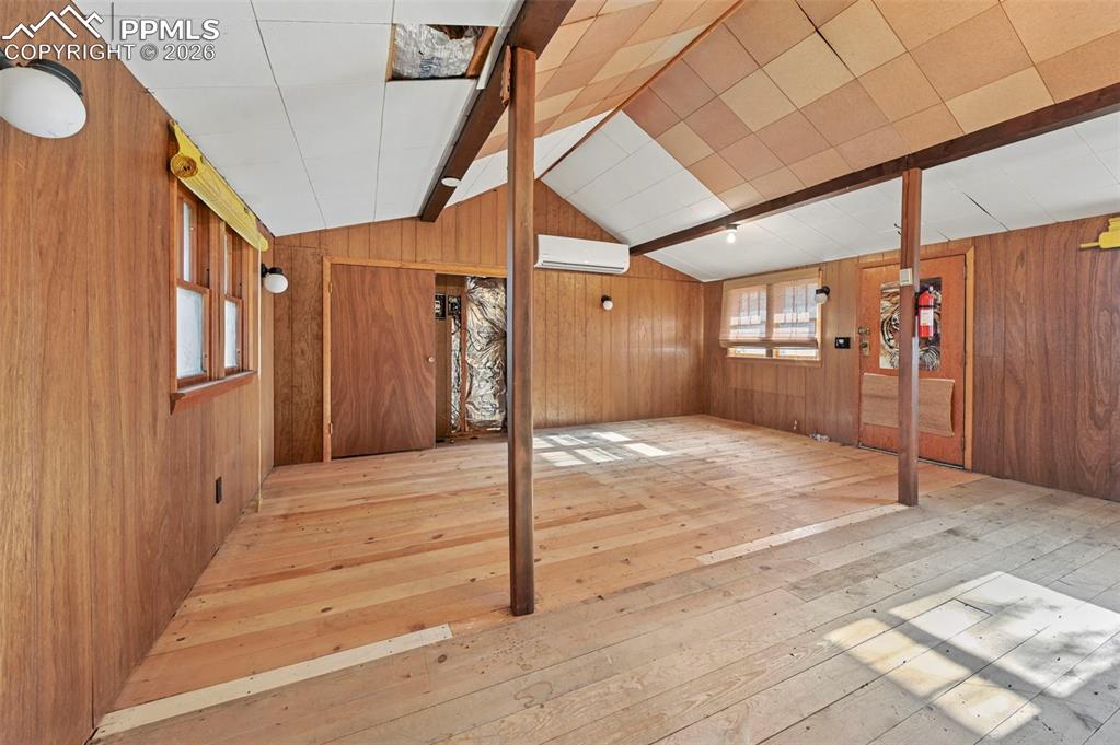 Image 46 of 47: Interior of cabin