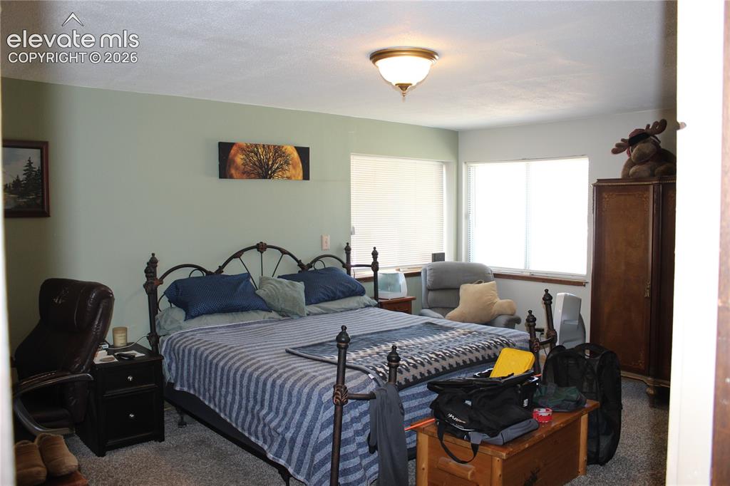 Image 18 of 48: Bedroom