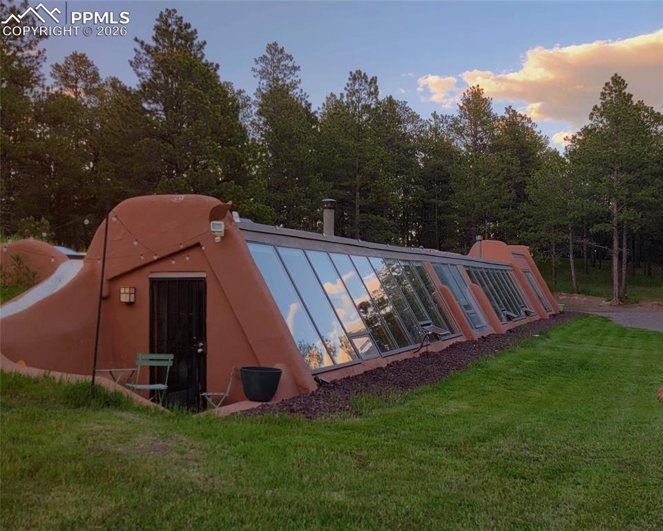 Image 36 of 43: Back of Structure