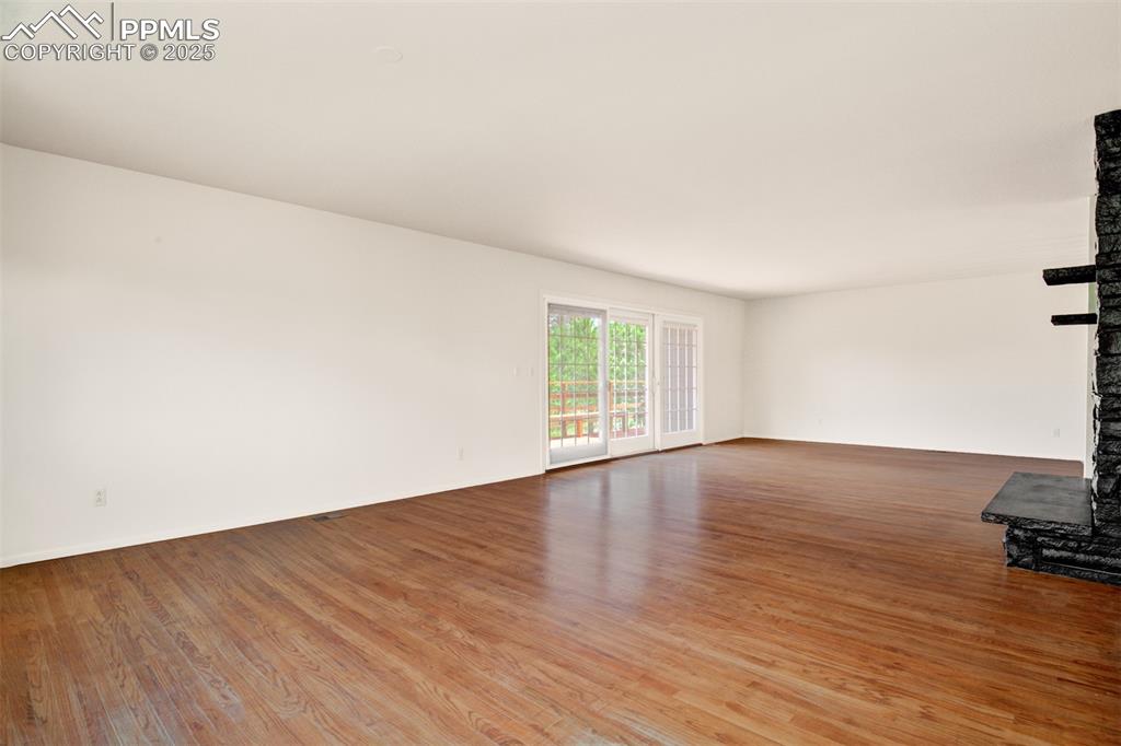 Image 10 of 44: Living Room