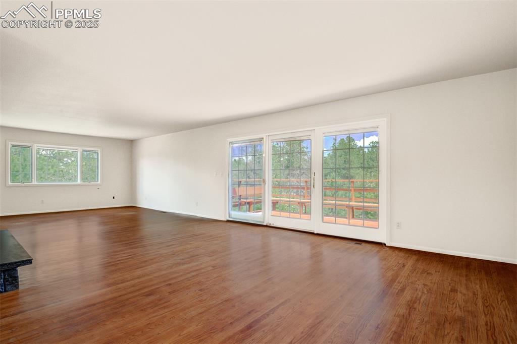 Image 6 of 44: Living Room