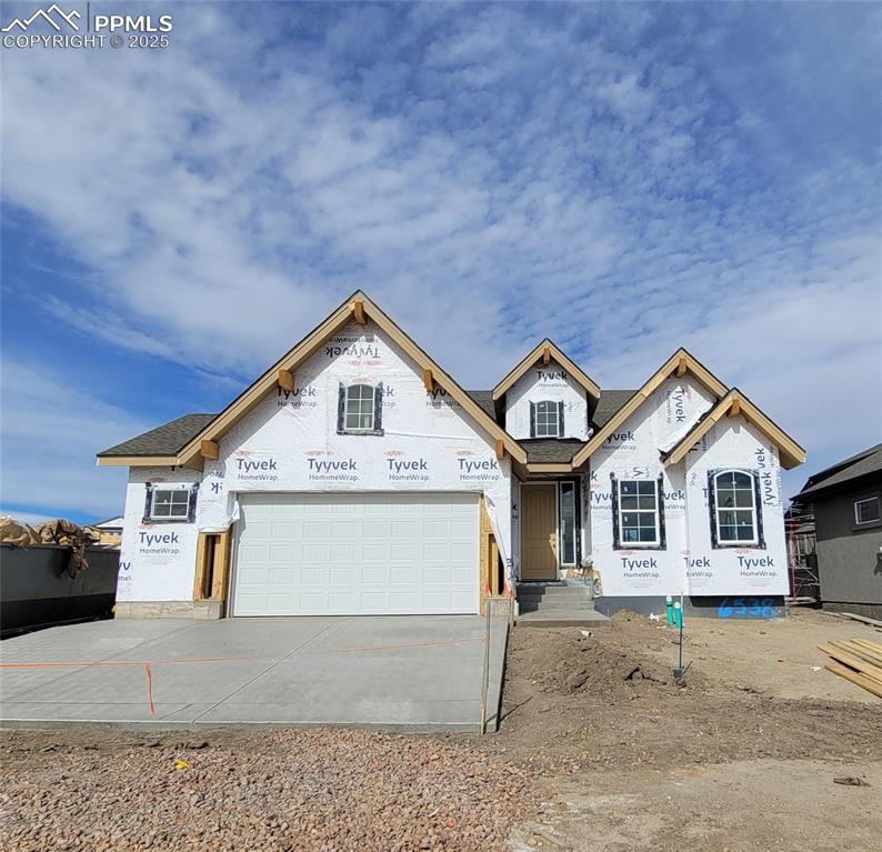 Caption: Falkirk-European Elevation-2.5 Car Garage-Finished Basement with 9