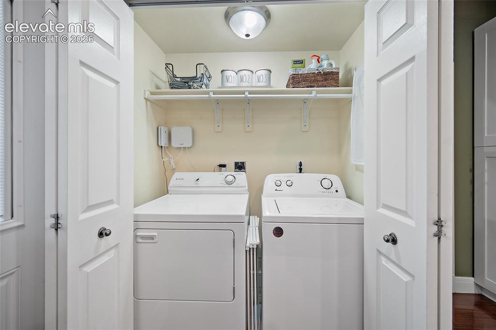Image 12 of 35: Laundry
