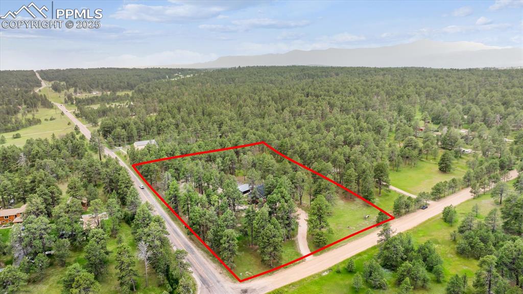 Image 28 of 29: Property Lines are Approximate and not a survey