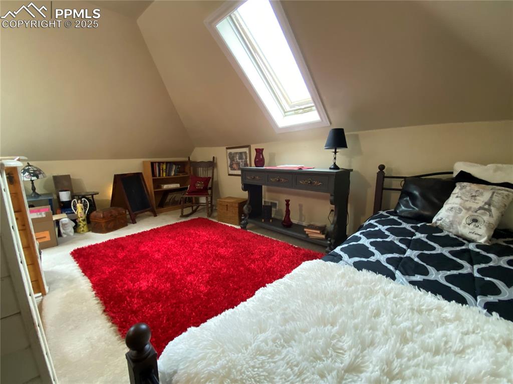 Image 22 of 36: Shown here set up as a guest room space