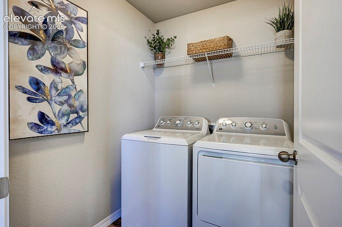 Image 12 of 21: Laundry