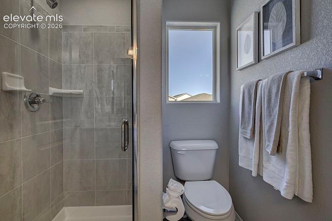 Image 20 of 21: Bathroom