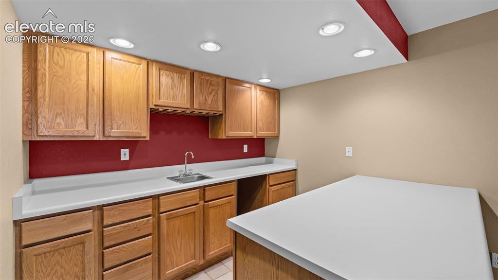 Image 18 of 28: Family Room
