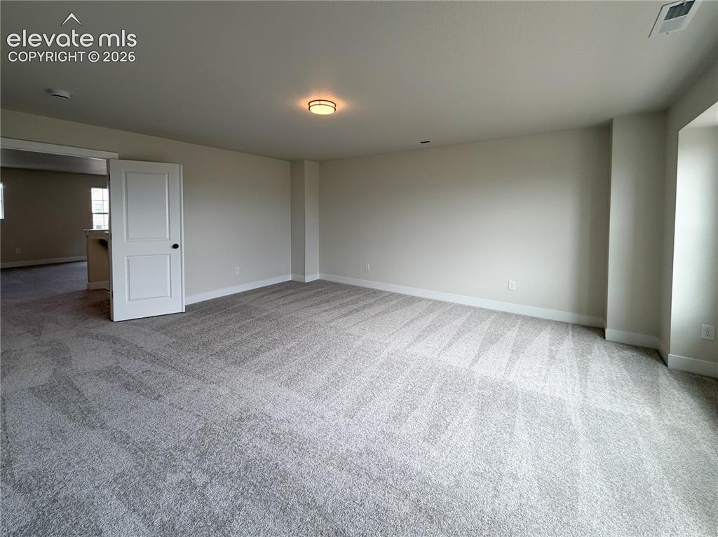 Image 18 of 44: Master Bedroom