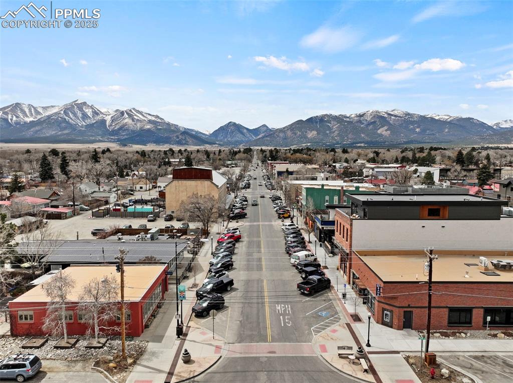Image 14 of 17: Enjoy easy access to local shops, dining, and schools