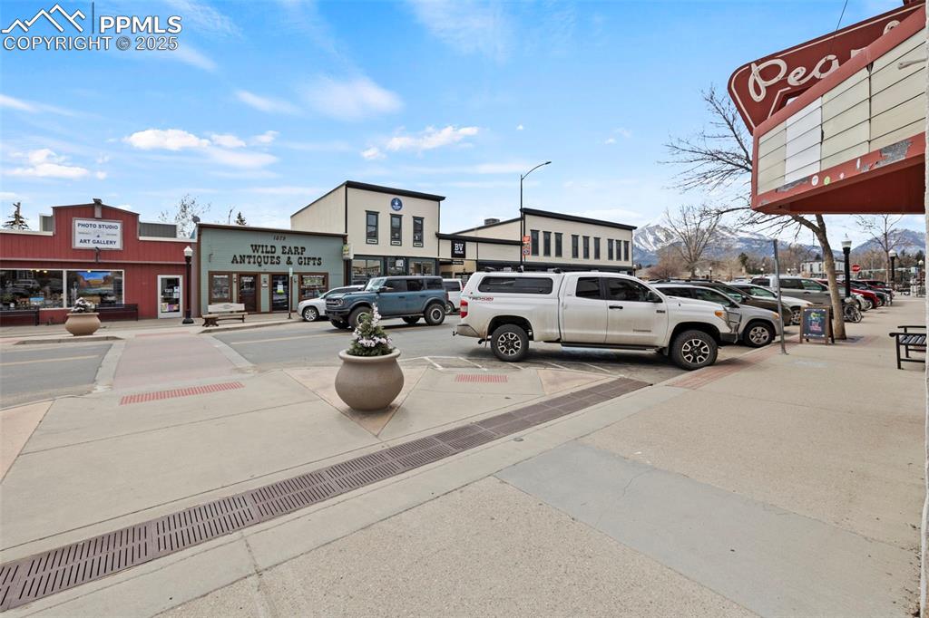 Image 15 of 17: Enjoy easy access to local shops, dining, and schools