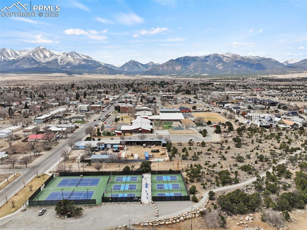 Image 4 of 17: Enjoy easy access to local shops, dining, and schools