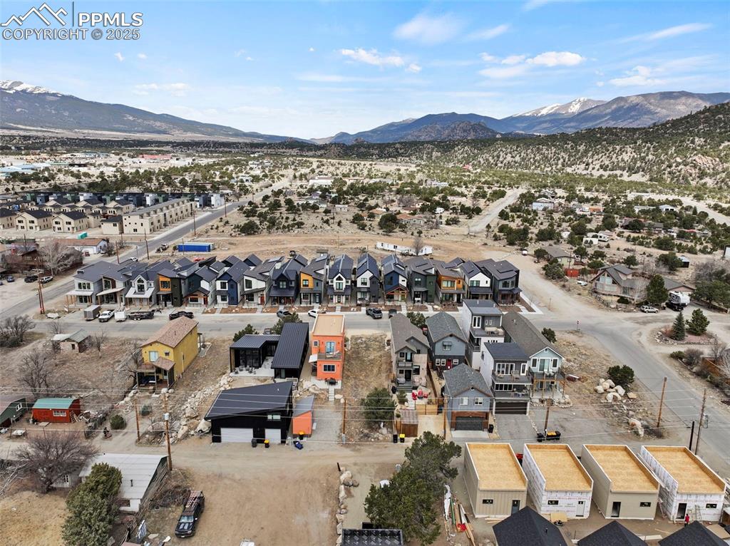 Image 7 of 17: Surrounded by breathtaking mountain views and the best of Colorado’s natura