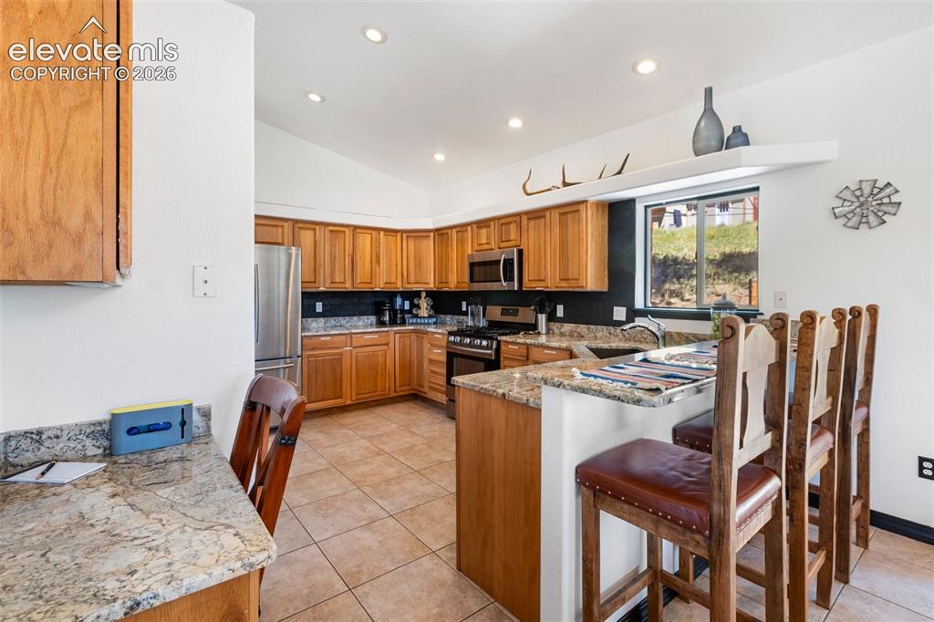 Image 12 of 49: Kitchen