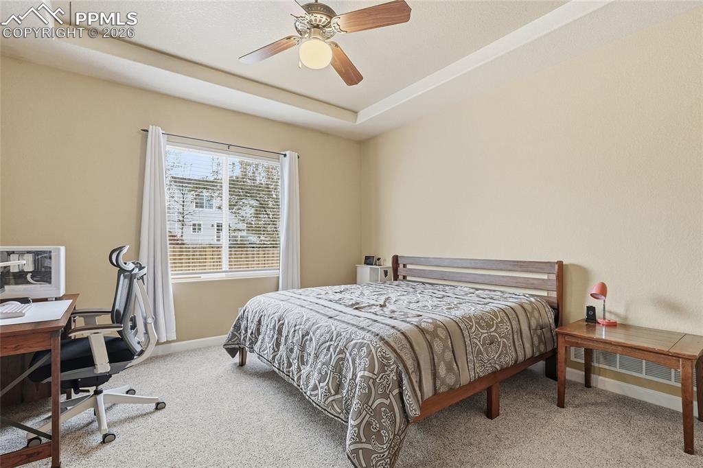 Image 11 of 46: Primary bedroom