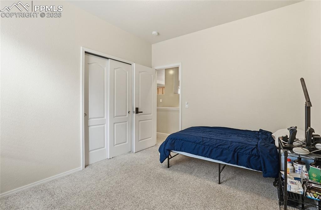 Image 18 of 46: Bedroom