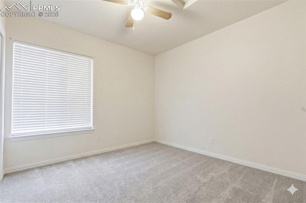 Image 22 of 46: Bed 3