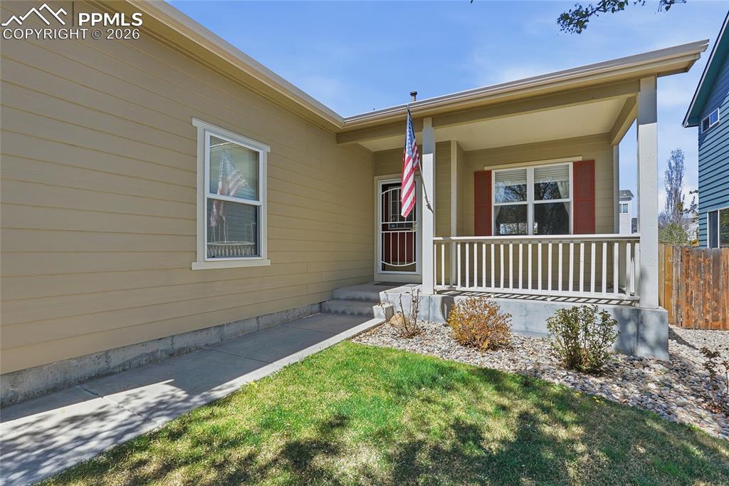 Image 44 of 46: Entry