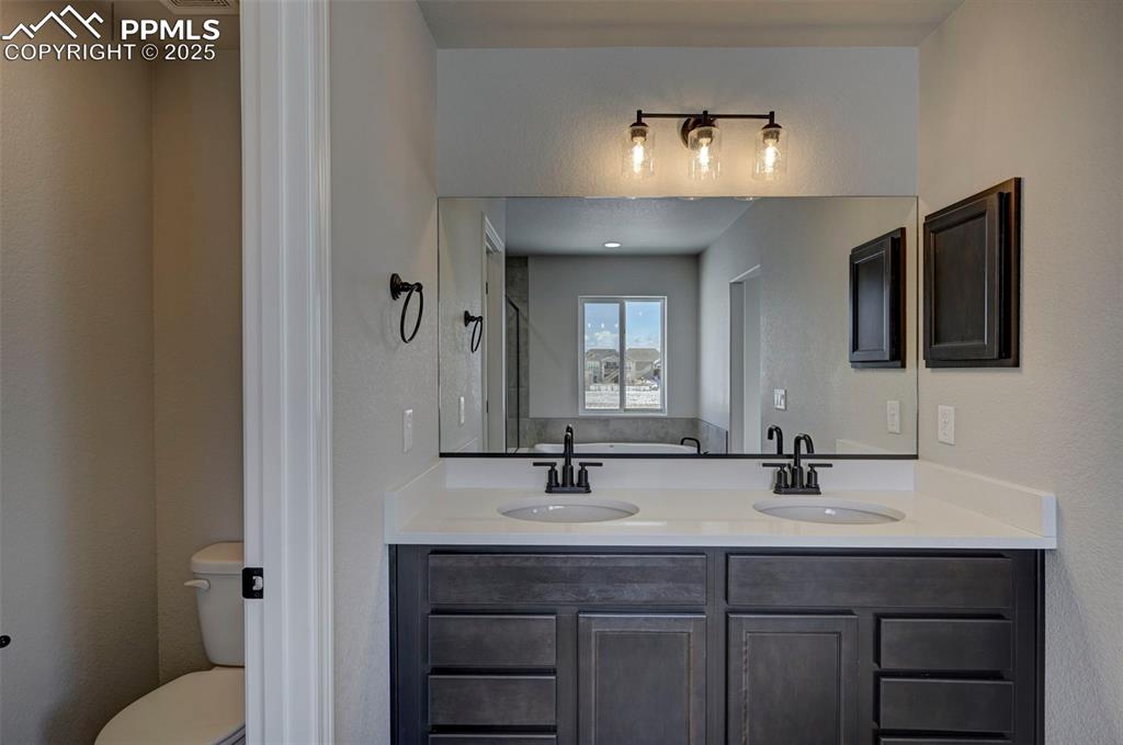 Image 13 of 20: Master Bathroom